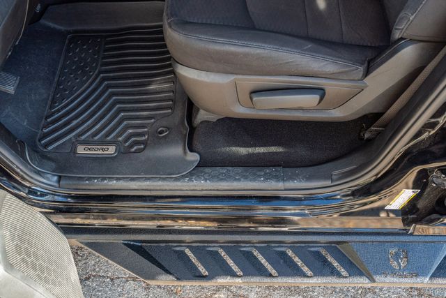 2019 Ram 1500 Classic Warlock CREW CAB 4X2 / CLEAN CARFAX / LUXURY PKG | Austin, TX | Rocky Mountain Truck Stop Austin 2019 Ram 1500 Classic Warlock CREW CAB 4X2 / CLEAN CARFAX / LUXURY PKG | Austin, TX | Rocky Mountain Truck Stop Austin