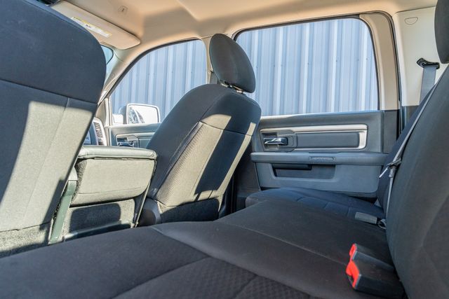 2019 Ram 1500 Classic Warlock CREW CAB 4X2 / CLEAN CARFAX / LUXURY PKG | Austin, TX | Rocky Mountain Truck Stop Austin 2019 Ram 1500 Classic Warlock CREW CAB 4X2 / CLEAN CARFAX / LUXURY PKG | Austin, TX | Rocky Mountain Truck Stop Austin