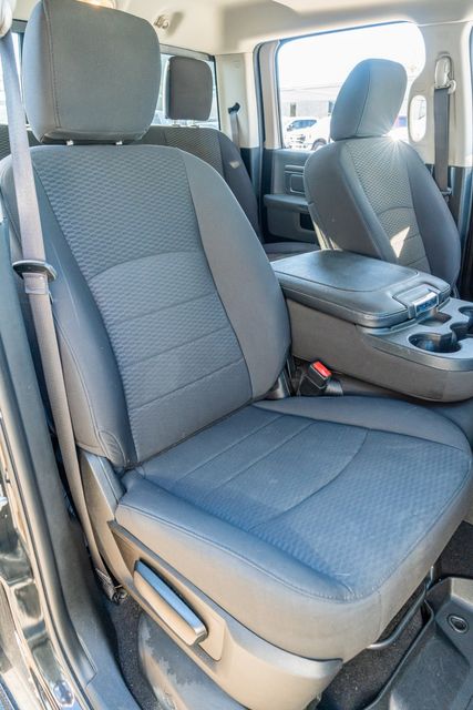 2019 Ram 1500 Classic Warlock CREW CAB 4X2 / CLEAN CARFAX / LUXURY PKG | Austin, TX | Rocky Mountain Truck Stop Austin 2019 Ram 1500 Classic Warlock CREW CAB 4X2 / CLEAN CARFAX / LUXURY PKG | Austin, TX | Rocky Mountain Truck Stop Austin