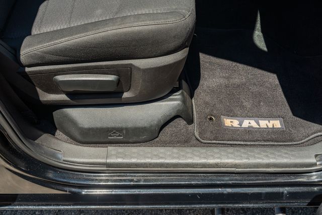 2019 Ram 1500 Classic Warlock QUAD CAB 4X4 / UPGRADES / LOW MILES | Austin, TX | Rocky Mountain Truck Stop Austin 2019 Ram 1500 Classic Warlock QUAD CAB 4X4 / UPGRADES / LOW MILES | Austin, TX | Rocky Mountain Truck Stop Austin