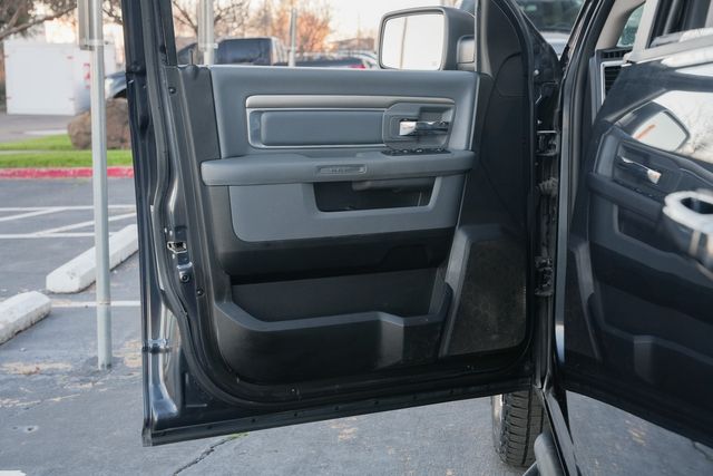 2019 Ram 1500 Classic Lone Star 4X2 / 1-OWNER CLEAN CARFAX / TEXAS OWNED | Austin, TX | Rocky Mountain Truck Stop Austin