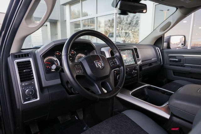 2019 Ram 1500 Classic Lone Star 4X2 / 1-OWNER CLEAN CARFAX / TEXAS OWNED | Austin, TX | Rocky Mountain Truck Stop Austin