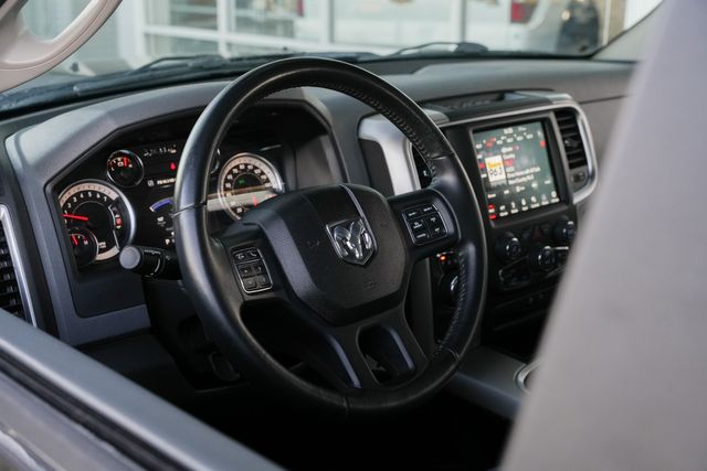 2019 Ram 1500 Classic Lone Star 4X2 / 1-OWNER CLEAN CARFAX / TEXAS OWNED | Austin, TX | Rocky Mountain Truck Stop Austin