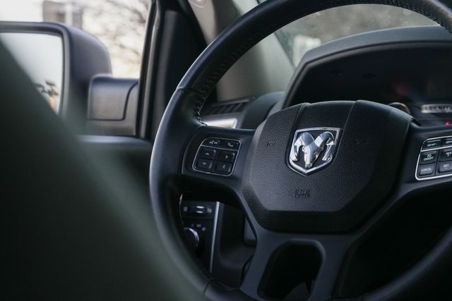 2019 Ram 1500 Classic Lone Star 4X2 / 1-OWNER CLEAN CARFAX / TEXAS OWNED | Austin, TX | Rocky Mountain Truck Stop Austin