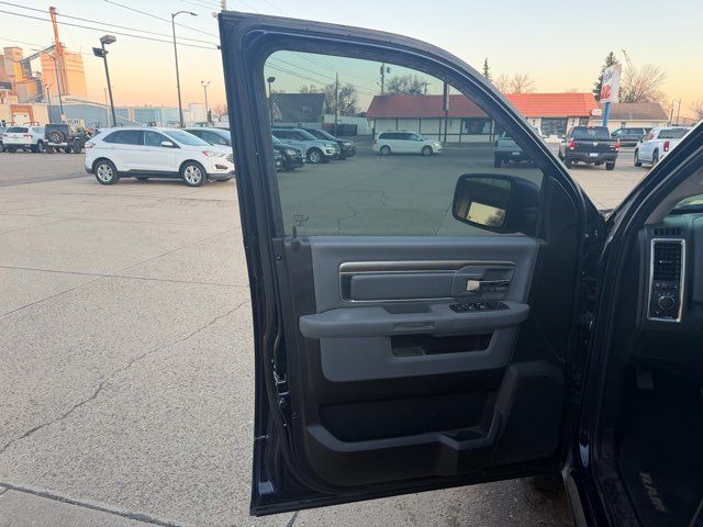 2019 Ram 1500 Classic SLT | Dickinson, ND | Heiser Motors 2019 Ram 1500 Classic SLT | Dickinson, ND | Heiser Motors