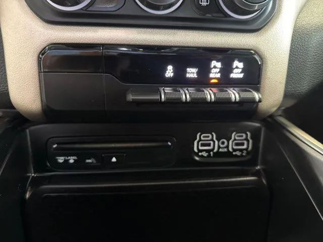 2019 Ram 1500 Laramie | Rome, GA | Knight's Car Store 2019 Ram 1500 Laramie | Rome, GA | Knight's Car Store