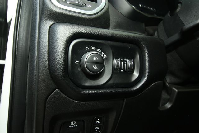 2019 Ram 1500 Laramie | San Antonio, TX | R&L Certified Auto Group 2019 Ram 1500 Laramie | San Antonio, TX | R&L Certified Auto Group