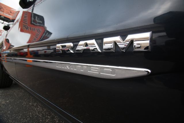 2019 Ram 1500 Limited | San Antonio, TX | R&L Certified Auto Group 2019 Ram 1500 Limited | San Antonio, TX | R&L Certified Auto Group