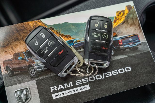 2019 Ram 2500 Power Wagon CREW CAB 4X4 / 6.4L GAS V8 / ONE OWNER | Dallas, TX | Rocky Mountain Truck Stop Dallas 2019 Ram 2500 Power Wagon CREW CAB 4X4 / 6.4L GAS V8 / ONE OWNER | Dallas, TX | Rocky Mountain Truck Stop Dallas