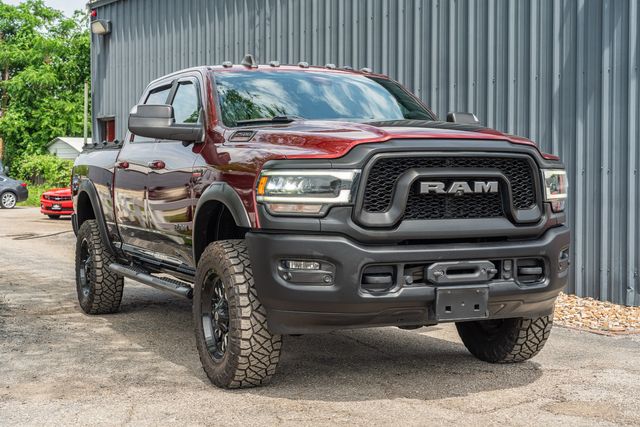 2019 Ram 2500 Power Wagon CREW CAB 4X4 / 6.4L GAS V8 / ONE OWNER | Austin, TX | Rocky Mountain Truck Stop Austin