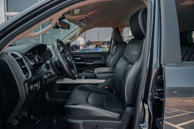 2019 Ram 2500 Laramie MEGA CAB 4X4 / CUMMINS DIESEL / LOADED | Austin, TX | Rocky Mountain Truck Stop Austin 2019 Ram 2500 Laramie MEGA CAB 4X4 / CUMMINS DIESEL / LOADED | Austin, TX | Rocky Mountain Truck Stop Austin