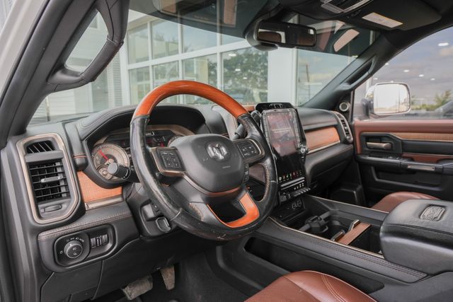 2019 Ram 2500 Laramie Longhorn 4X4 W/ UPGRADES / BIG SCREEN | Austin, TX | Rocky Mountain Truck Stop Austin