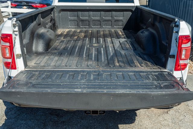 2019 Ram 3500 Laramie CREW CAB DUALLY W/ UPGRADES / BIG SCREEN | Austin, TX | Rocky Mountain Truck Stop Austin 2019 Ram 3500 Laramie CREW CAB DUALLY W/ UPGRADES / BIG SCREEN | Austin, TX | Rocky Mountain Truck Stop Austin