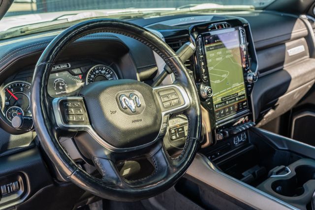 2019 Ram 3500 Laramie CREW CAB DUALLY W/ UPGRADES / BIG SCREEN | Austin, TX | Rocky Mountain Truck Stop Austin