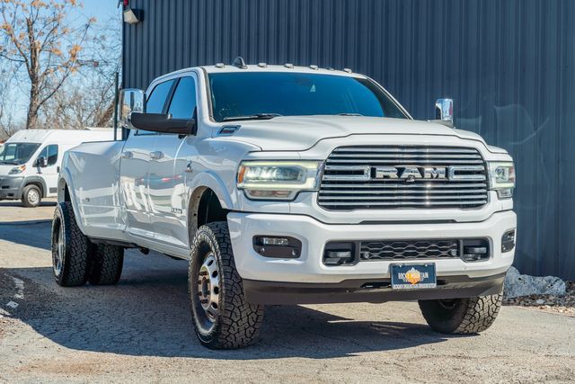 2019 Ram 3500 Laramie CREW CAB DUALLY W/ UPGRADES / BIG SCREEN | Austin, TX | Rocky Mountain Truck Stop Austin 2019 Ram 3500 Laramie CREW CAB DUALLY W/ UPGRADES / BIG SCREEN | Austin, TX | Rocky Mountain Truck Stop Austin