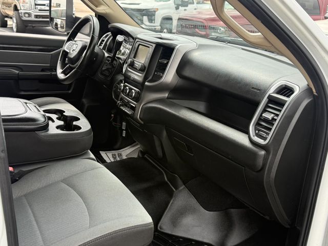 2019 Ram 3500 Big Horn Dually 4x4 Crew Cab 6.7L Cummins