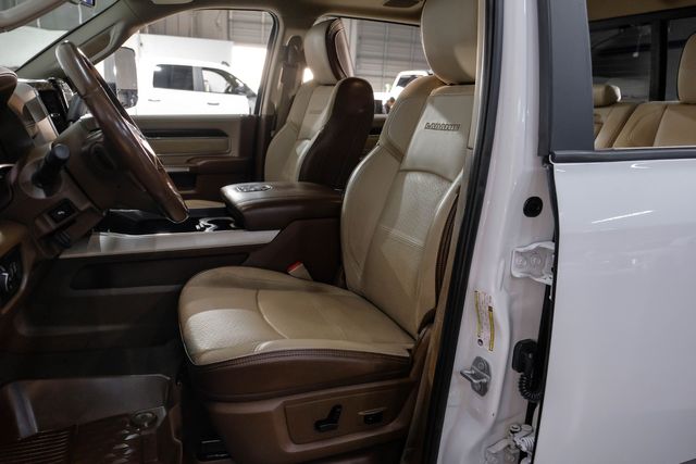 2019 Ram 3500 Laramie TOW TECH PKG 17" Alcoa ALPINE AUDIO Loaded | Dallas, TX | East Dallas Diesel 2019 Ram 3500 Laramie TOW TECH PKG 17" Alcoa ALPINE AUDIO Loaded | Dallas, TX | East Dallas Diesel