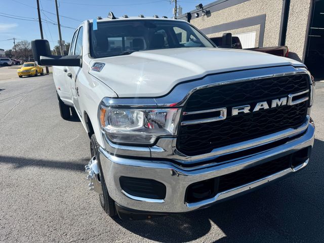 2019 Ram 3500 DUALLY 4X4 6.7L CUMMINS DIESEL 167K