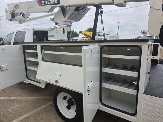 2019 Ram 5500 4x4 BUCKET TRUCK HI-RANGER TL40 6.7 CUMMINS HI-RANGER LT40 45FT | Irving, TX | Pinnacle Trucks