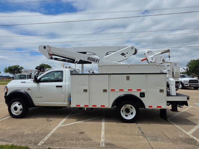 2019 Ram 5500 4X4 CUMMINS VERSALIFT VST47I MATERIAL HANDLER 52FT BUCKET TRUCK | weatherford, TX | Pinnacle Trucks Dallas