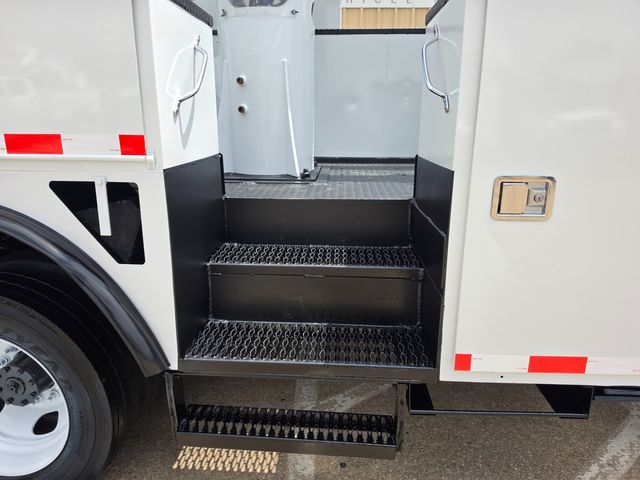 2019 Ram 5500 4X4 CUMMINS VERSALIFT VST47I MATERIAL HANDLER 52FT BUCKET TRUCK | weatherford, TX | Pinnacle Trucks Dallas 2019 Ram 5500 4X4 CUMMINS VERSALIFT VST47I MATERIAL HANDLER 52FT BUCKET TRUCK | weatherford, TX | Pinnacle Trucks Dallas