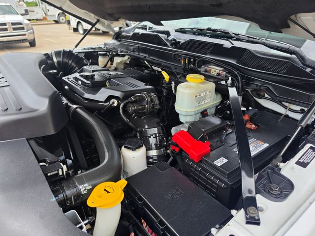 2019 Ram 5500 4X4 CUMMINS VERSALIFT VST47I MATERIAL HANDLER 52FT BUCKET TRUCK | weatherford, TX | Pinnacle Trucks Dallas 2019 Ram 5500 4X4 CUMMINS VERSALIFT VST47I MATERIAL HANDLER 52FT BUCKET TRUCK | weatherford, TX | Pinnacle Trucks Dallas