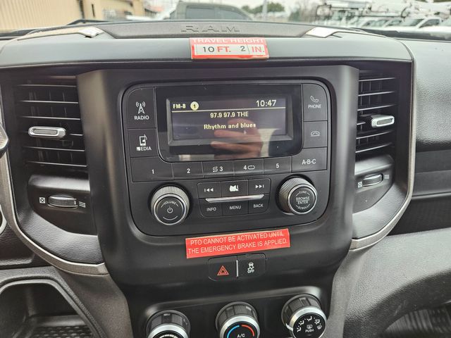 2019 Ram 5500 4X4 RAM ALTEC BUCKET TRUCK ALTEC AT41M MATERIAL HANDLER 46FT | Irving, TX | Pinnacle Trucks 2019 Ram 5500 4X4 RAM ALTEC BUCKET TRUCK ALTEC AT41M MATERIAL HANDLER 46FT | Irving, TX | Pinnacle Trucks