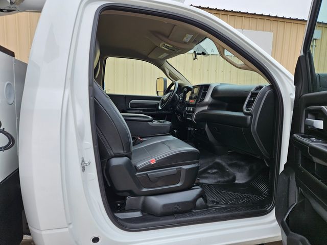 2019 Ram 5500 4X4 RAM ALTEC BUCKET TRUCK ALTEC AT41M MATERIAL HANDLER 46FT | Irving, TX | Pinnacle Trucks