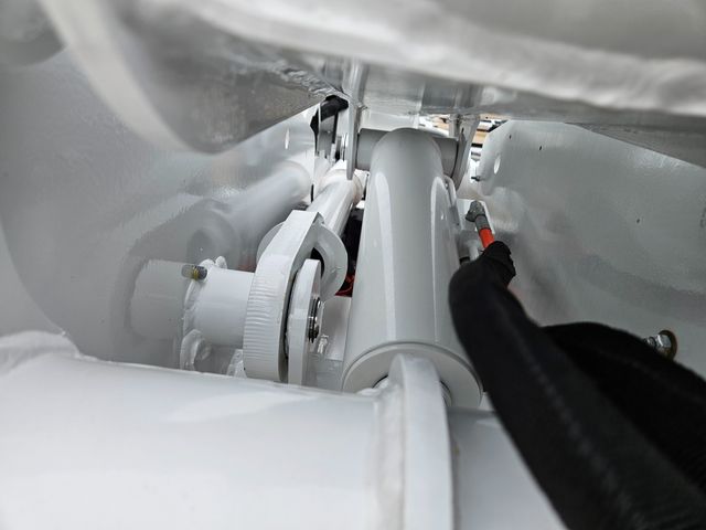 2019 Ram 5500 4X4 RAM ALTEC BUCKET TRUCK ALTEC AT41M MATERIAL HANDLER 46FT | Irving, TX | Pinnacle Trucks