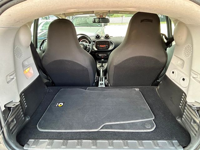 2019 Smart EQ fortwo passion | Plano, TX | Schneck Motor Company 2019 Smart EQ fortwo passion | Plano, TX | Schneck Motor Company