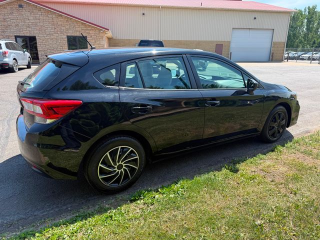 2019 Subaru Impreza 2.0i