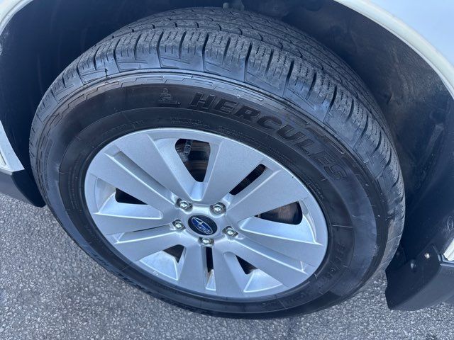 2019 Subaru Outback 2.5i