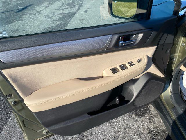 2019 Subaru Outback 2.5i Premium | Ephrata, PA | Pine Tree Motors