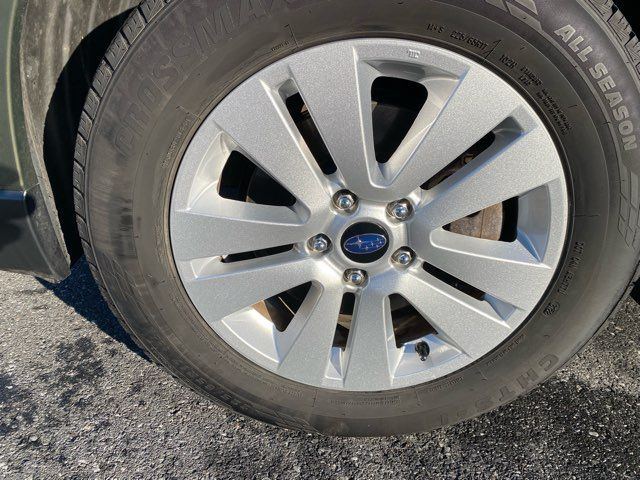 2019 Subaru Outback 2.5i Premium | Ephrata, PA | Pine Tree Motors