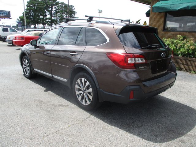 2019 Subaru Outback 2.5i Touring