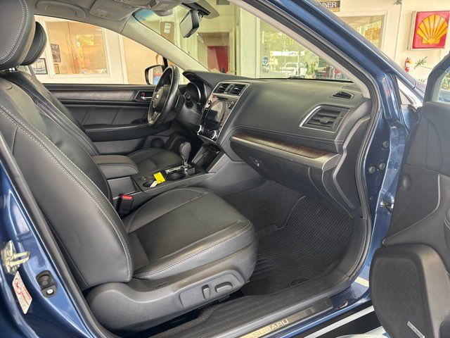 2019 Subaru Outback 2.5i Limited | Rome, GA | Knight's Car Store 2019 Subaru Outback 2.5i Limited | Rome, GA | Knight's Car Store