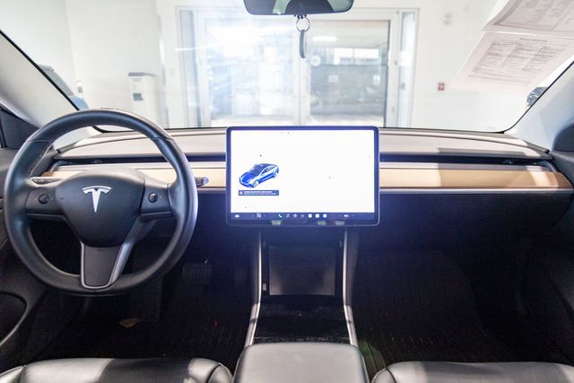 2019 Tesla Model 3 Standard Range Plus