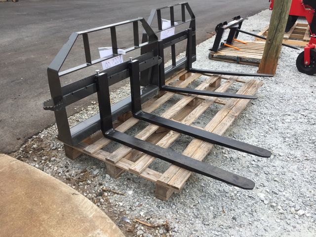 2026 Pallet Forks Iron Craft Pallet Forks 48" | Madison, Georgia | Youngblood Tractor 2026 Pallet Forks Iron Craft Pallet Forks 48" | Madison, Georgia | Youngblood Tractor