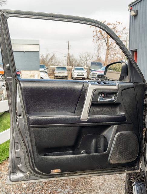 2019 Toyota 4Runner SR5 4X4 W/ UPGRADES / GREAT RELIABILITY | Austin, TX | Rocky Mountain Truck Stop Austin 2019 Toyota 4Runner SR5 4X4 W/ UPGRADES / GREAT RELIABILITY | Austin, TX | Rocky Mountain Truck Stop Austin