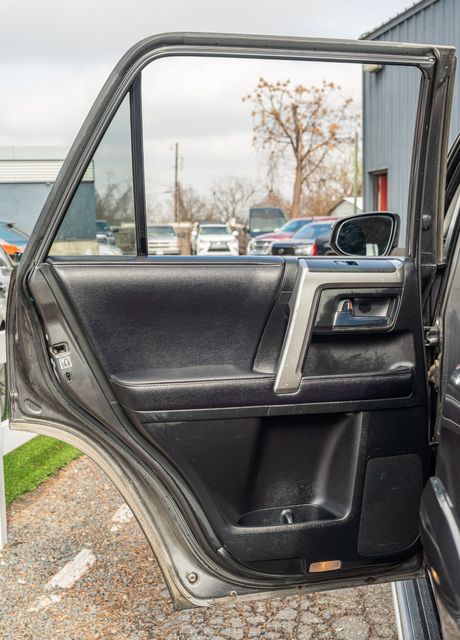 2019 Toyota 4Runner SR5 4X4 W/ UPGRADES / GREAT RELIABILITY | Austin, TX | Rocky Mountain Truck Stop Austin 2019 Toyota 4Runner SR5 4X4 W/ UPGRADES / GREAT RELIABILITY | Austin, TX | Rocky Mountain Truck Stop Austin