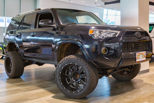 2019 Toyota 4Runner Lifted 6