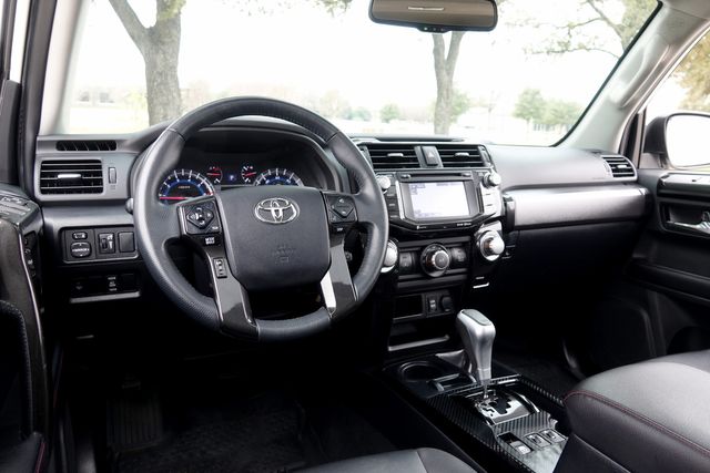 2019 Toyota 4Runner TRD Off-Road Premium * 1-OWNER * Sunroof * 4x4 *