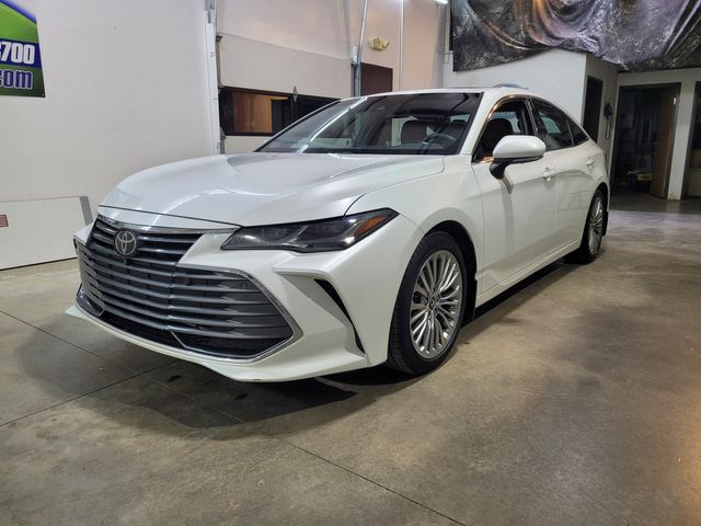 2019 Toyota Avalon Limited -  Zero Dealer Fees- Financing-  Free VSC | Dickinson, ND | Autorama Auto Sales and Rentals