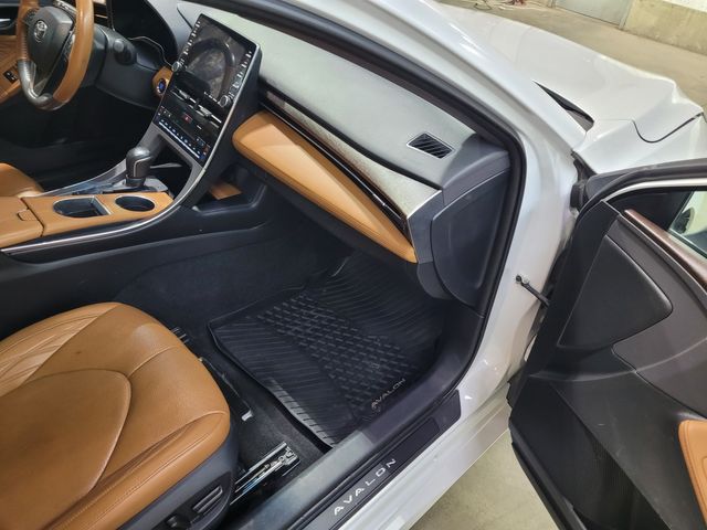 2019 Toyota Avalon Limited - Zero Dealer Fees- Financing- Free VSC | Dickinson, ND | Autorama Auto Sales and Rentals 2019 Toyota Avalon Limited - Zero Dealer Fees- Financing- Free VSC | Dickinson, ND | Autorama Auto Sales and Rentals