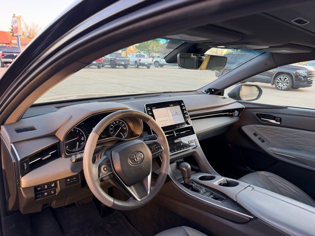 2019 Toyota Avalon Limited | Dickinson, ND | Heiser Motors