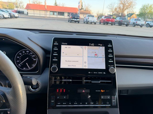 2019 Toyota Avalon Limited | Dickinson, ND | Heiser Motors