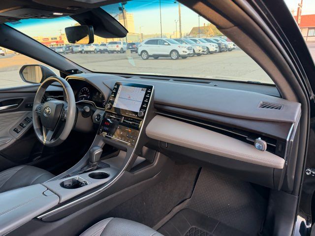 2019 Toyota Avalon Limited | Dickinson, ND | Heiser Motors