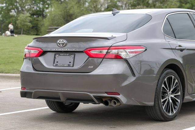 2019 Toyota Camry SE Partial Leather Sport Seats Apple Car Play BT 2019 Toyota Camry SE Partial Leather Sport Seats Apple Car Play BT