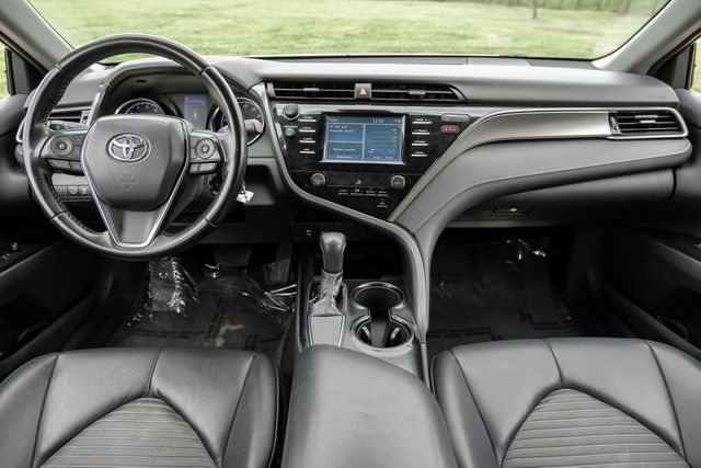 2019 Toyota Camry SE Partial Leather Sport Seats Apple Car Play BT 2019 Toyota Camry SE Partial Leather Sport Seats Apple Car Play BT