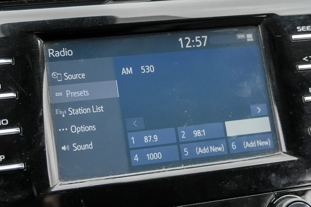 2019 Toyota Camry SE Partial Leather Sport Seats Apple Car Play BT 2019 Toyota Camry SE Partial Leather Sport Seats Apple Car Play BT